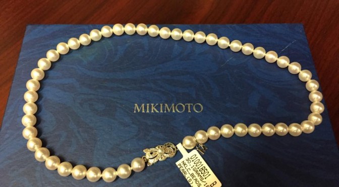 https://www.jewelrynloan.com/blog/mikimoto-pearl-necklace-with-box-1100
