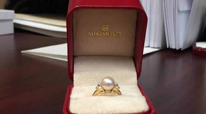 https://www.jewelrynloan.com/blog/mikimoto-pearl-18k-ring-with-box-1100