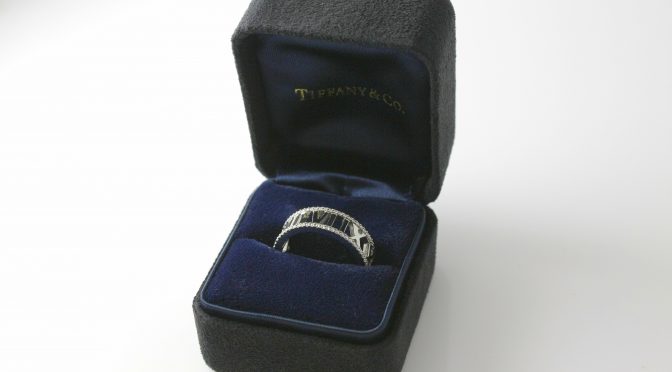 https://www.jewelrynloan.com/blog/tiffany-co-atlas-18k-white-gold-diamond-ring-2100