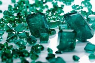 LOOSE STONES